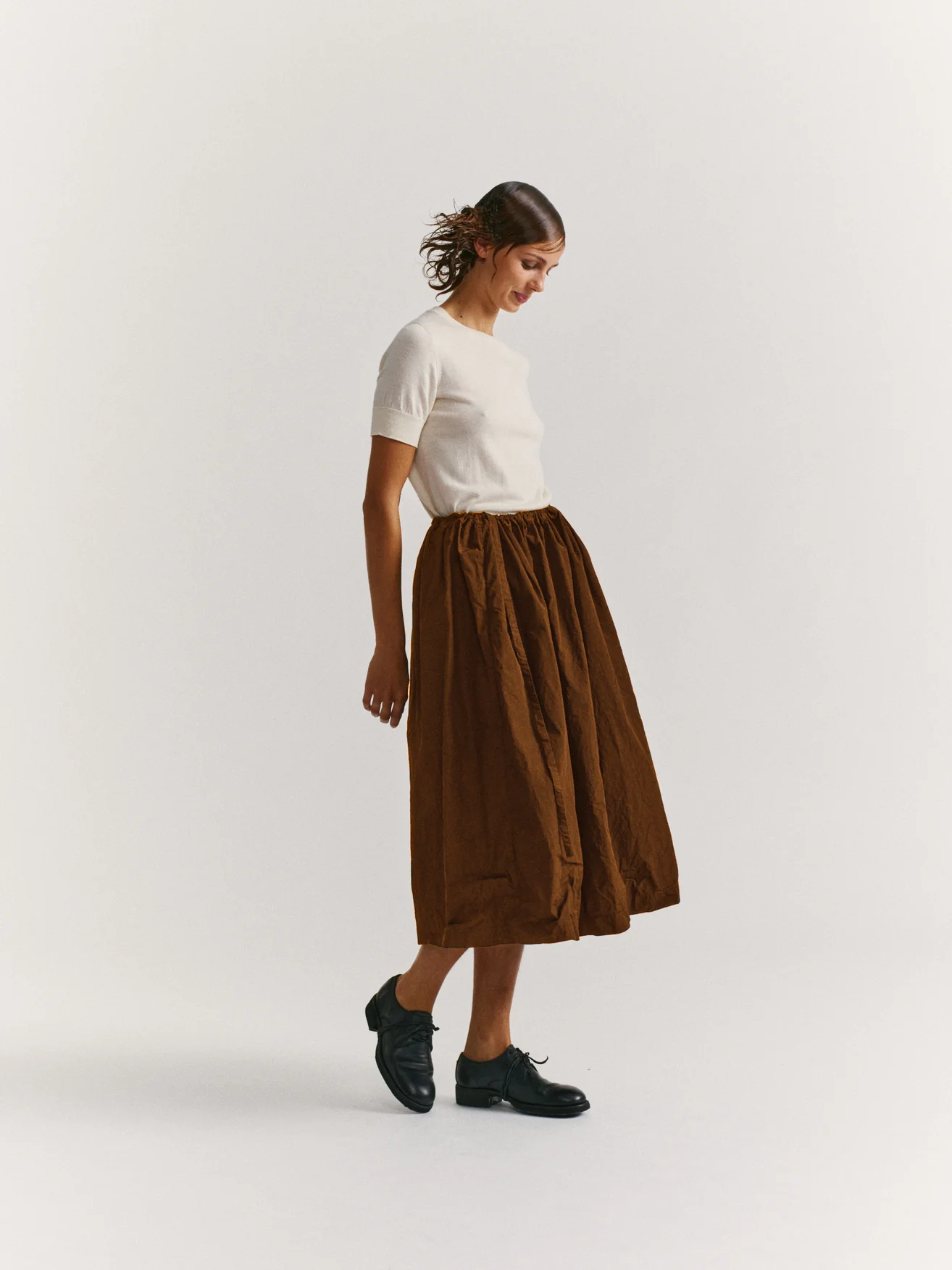 24FJ204---SQUARE-SKIRT_41_0437_1314x1752_crop_center
