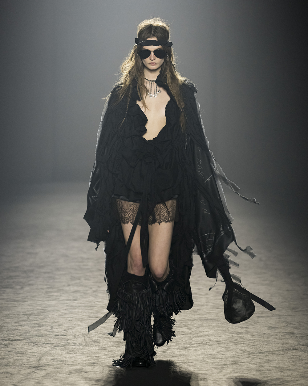 Ann Demeulemeester fashion show in Paris, Fall Winter 2025 Ready To Wear Fashion Week, Runway Look

Photo by Valerio Mezzanotti